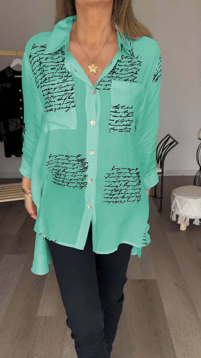 Claire™ Fasjonabel skjorte med klaffer og boktrykk